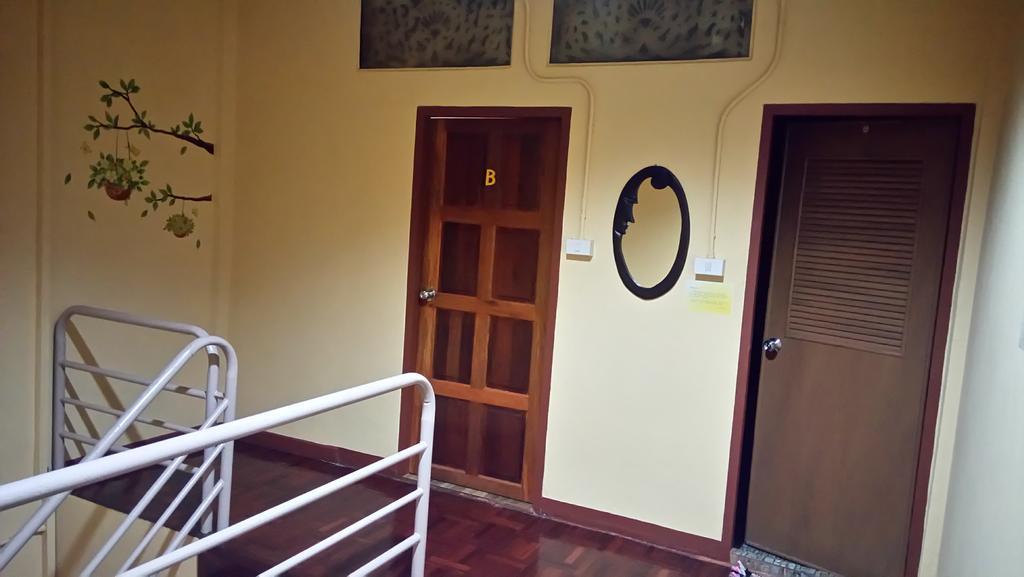 Pm Guesthouse Τσιάνγκ Μάι Εξωτερικό φωτογραφία