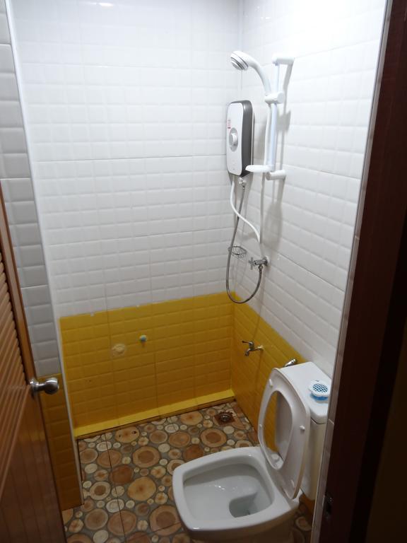 Pm Guesthouse Τσιάνγκ Μάι Δωμάτιο φωτογραφία